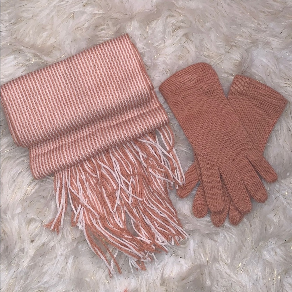 Scarves Gloves